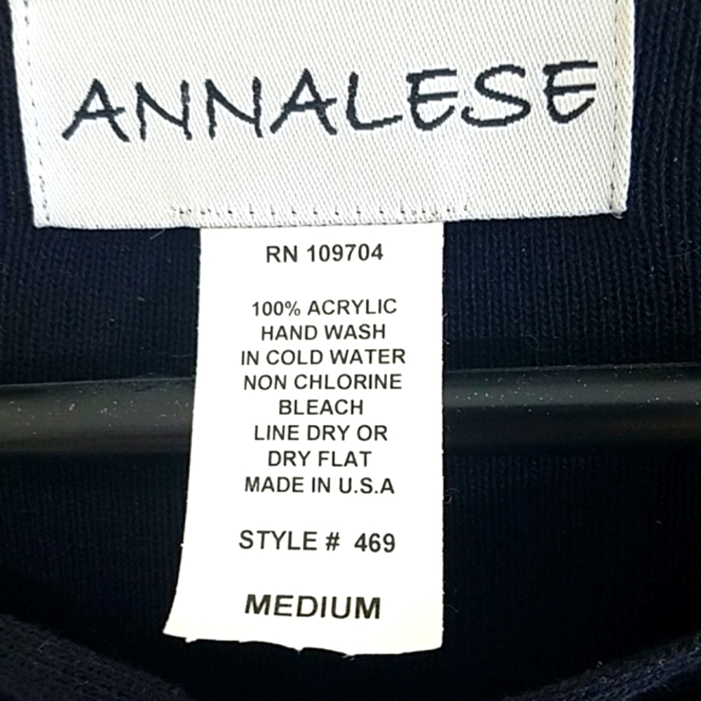 Annalese Sweater top pullover shirt Purple long sleeve Small - Picture 2 of 10